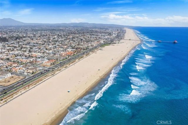 222 17th Street, Huntington Beach, CA 92648