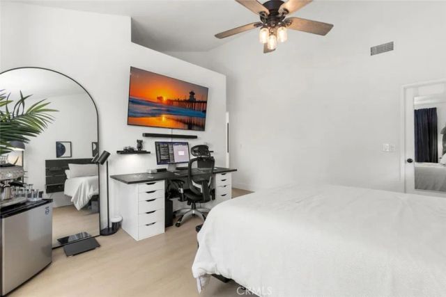 222 17th Street, Huntington Beach, CA 92648