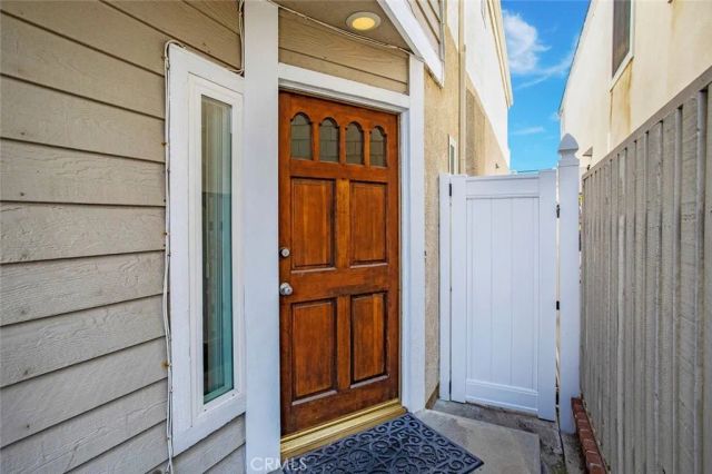 222 17th Street, Huntington Beach, CA 92648