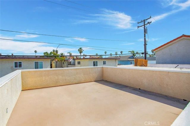 222 17th Street, Huntington Beach, CA 92648