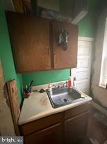 1336 S LINDENWOOD ST, Philadelphia, PA 19143