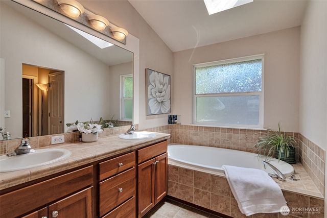 19807 23rd Dr SE, Bothell, WA 98012