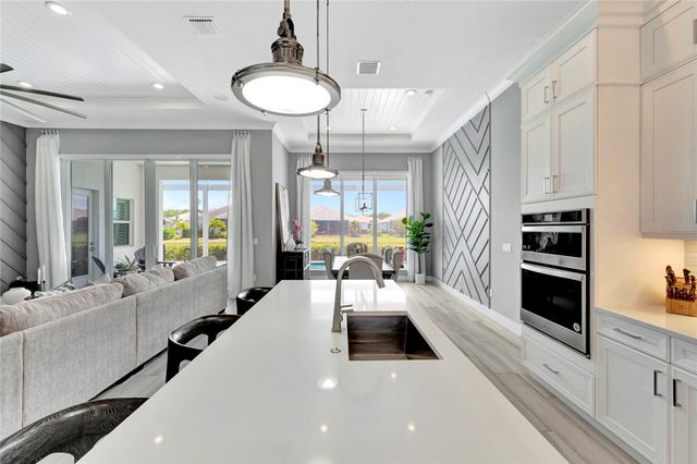 9378 Orchid Cove Circle, Vero Beach, FL 32963