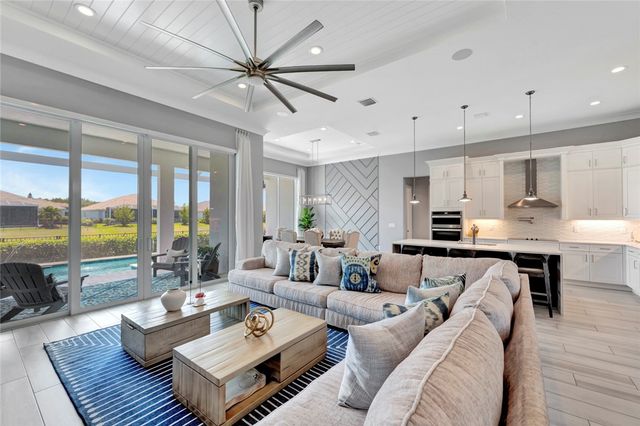9378 Orchid Cove Circle, Vero Beach, FL 32963