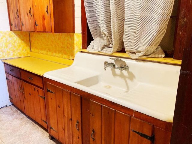 125 SW 6TH STREET, Lake Butler, FL 32054