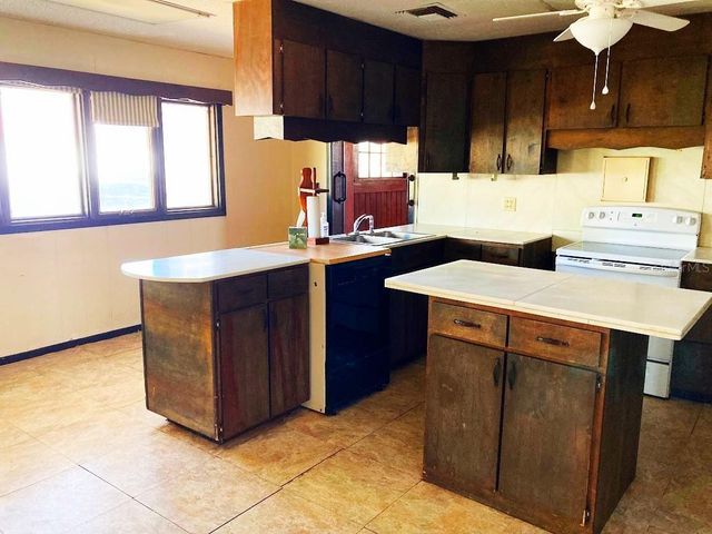 125 SW 6TH STREET, Lake Butler, FL 32054