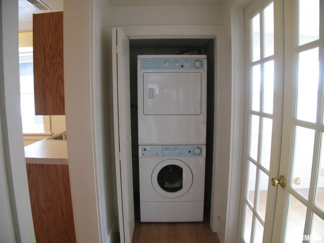 500 NE MADISON Avenue, Peoria, IL 61603