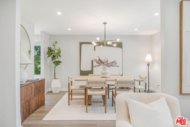 930 California Avenue 201, Santa Monica, CA 90403