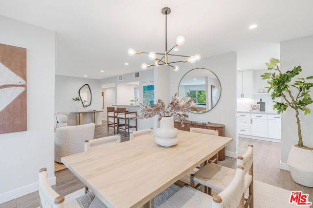 930 California Avenue 201, Santa Monica, CA 90403