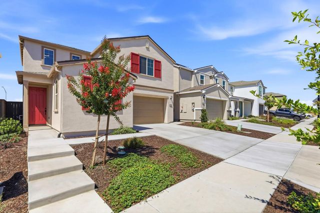 3631 Miraleste Way, Sacramento, CA 95835