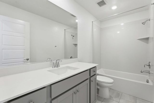 3631 Miraleste Way, Sacramento, CA 95835