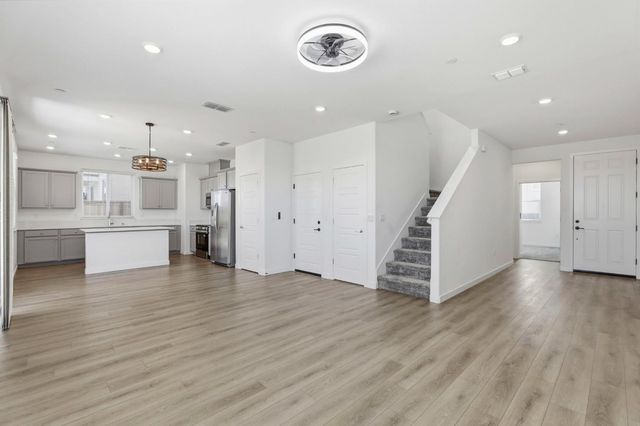 3631 Miraleste Way, Sacramento, CA 95835