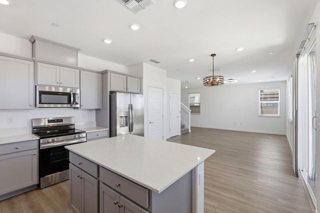3631 Miraleste Way, Sacramento, CA 95835
