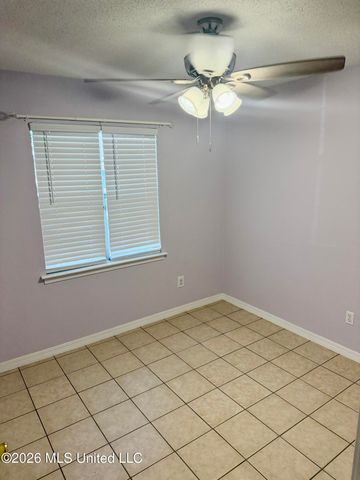 1333 Oak Street, Ocean Springs, MS 39564