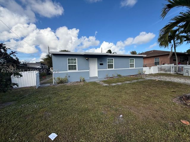 381 NW 16th St 381, Pompano Beach, FL 33060