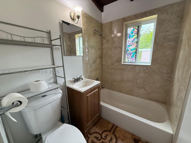 381 NW 16th St 381, Pompano Beach, FL 33060
