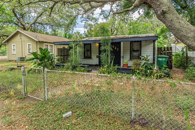 10704 N ANNETTE AVENUE, Tampa, FL 33612