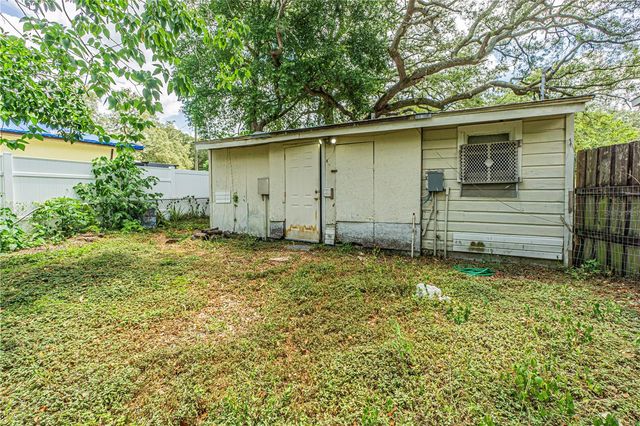 10704 N ANNETTE AVENUE, Tampa, FL 33612