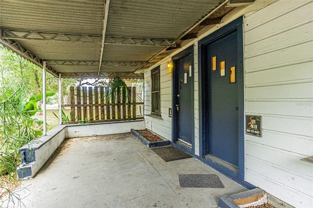 10704 N ANNETTE AVENUE, Tampa, FL 33612