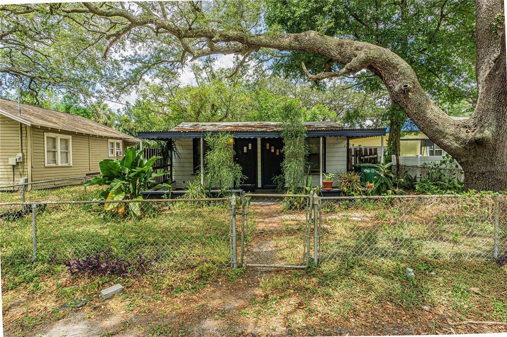 10704 N ANNETTE AVENUE, Tampa, FL 33612