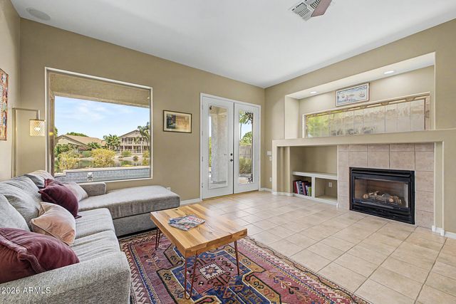 7046 W ROSE GARDEN Lane, Glendale, AZ 85308
