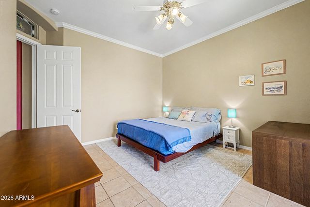 7046 W ROSE GARDEN Lane, Glendale, AZ 85308