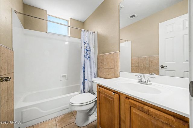 7046 W ROSE GARDEN Lane, Glendale, AZ 85308