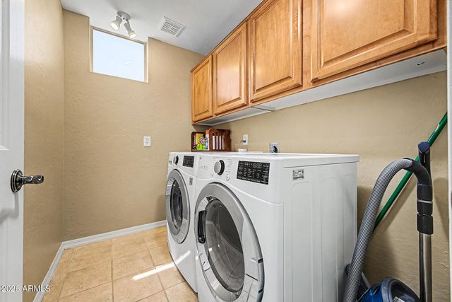 7046 W ROSE GARDEN Lane, Glendale, AZ 85308