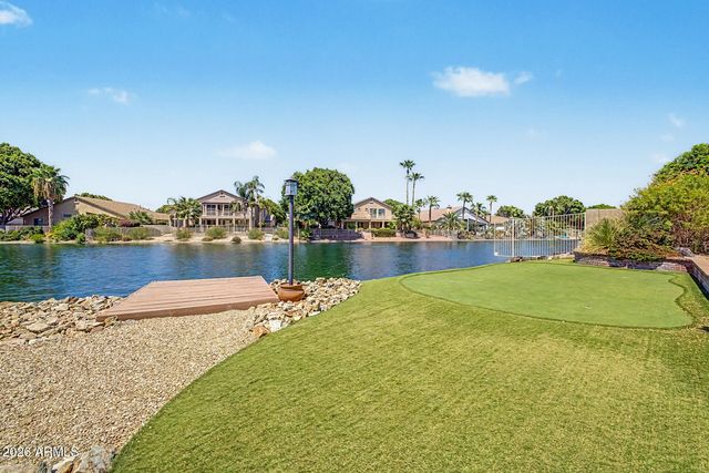7046 W ROSE GARDEN Lane, Glendale, AZ 85308