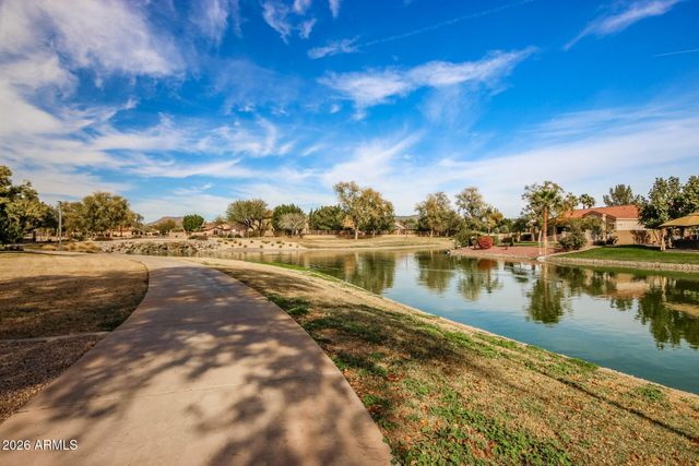7046 W ROSE GARDEN Lane, Glendale, AZ 85308