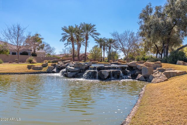 7046 W ROSE GARDEN Lane, Glendale, AZ 85308