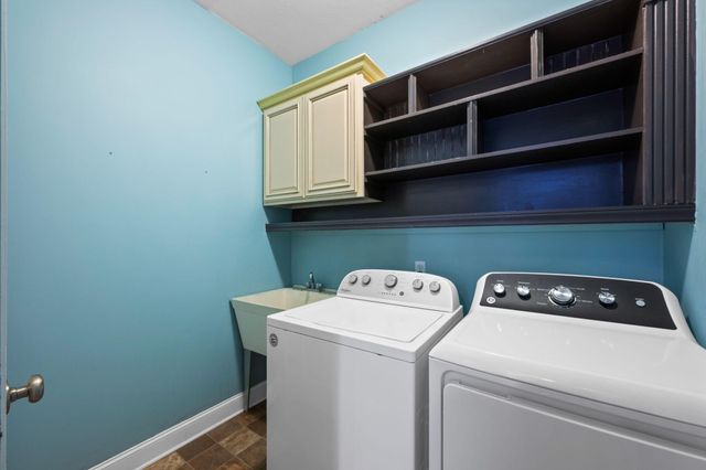 409 Olivia Lane, Soddy Daisy, TN 37379