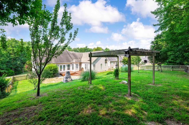 409 Olivia Lane, Soddy Daisy, TN 37379