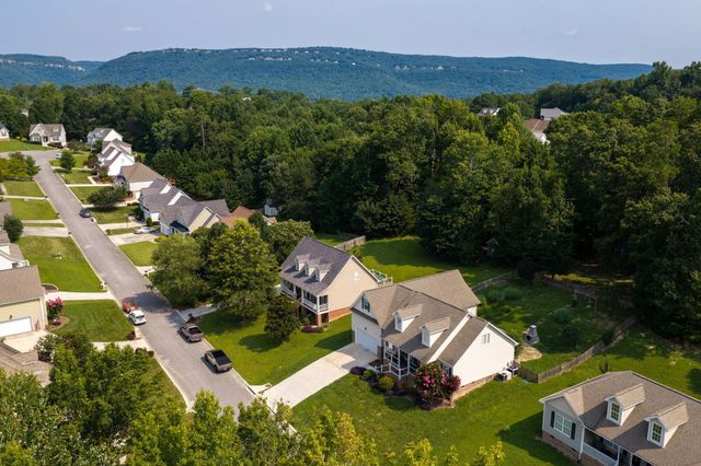 409 Olivia Lane, Soddy Daisy, TN 37379