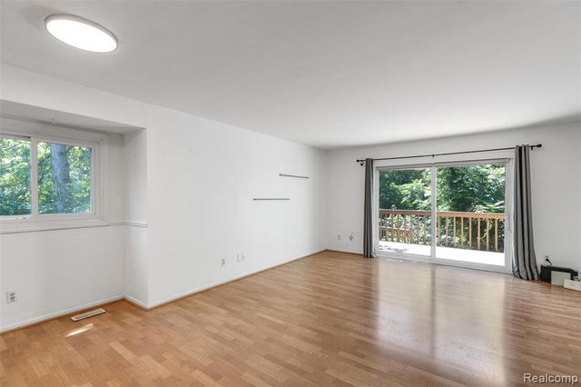 1732 W Liberty Street, Ann Arbor, MI 48103