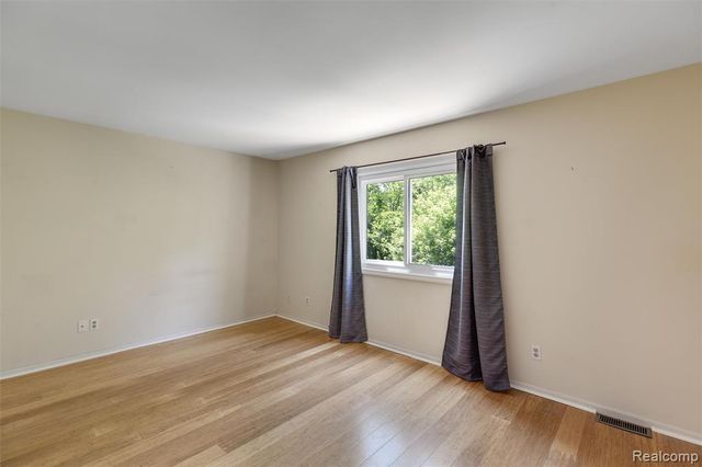 1732 W Liberty Street, Ann Arbor, MI 48103