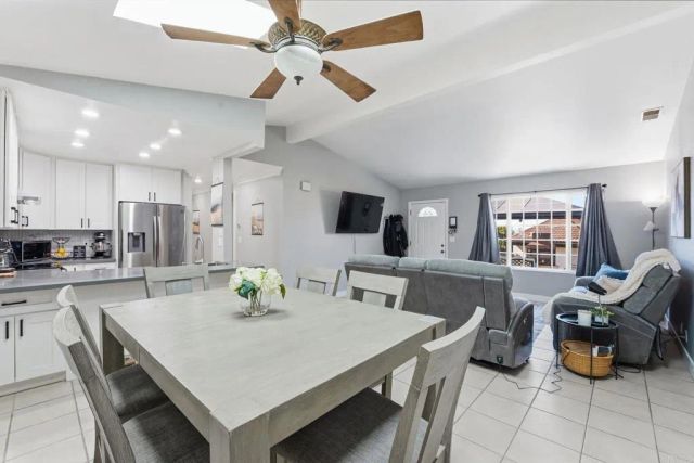 141 Belfast, Escondido, CA 92027