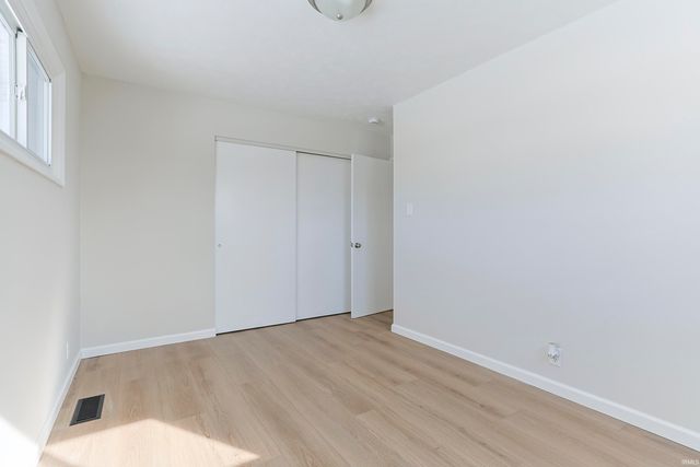 1132 Manchester Drive, South Bend, IN 46615