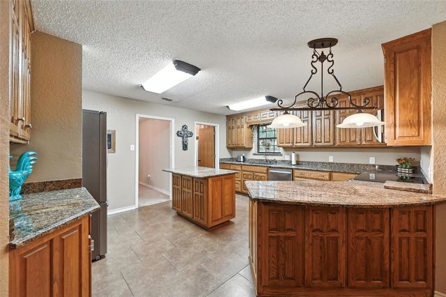 6707 US 287 Highway, Arlington, TX 76001