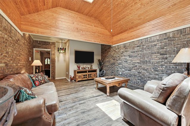 6707 US 287 Highway, Arlington, TX 76001