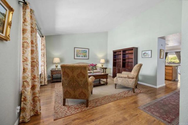 407 Dorsey Way, Vista, CA 92083