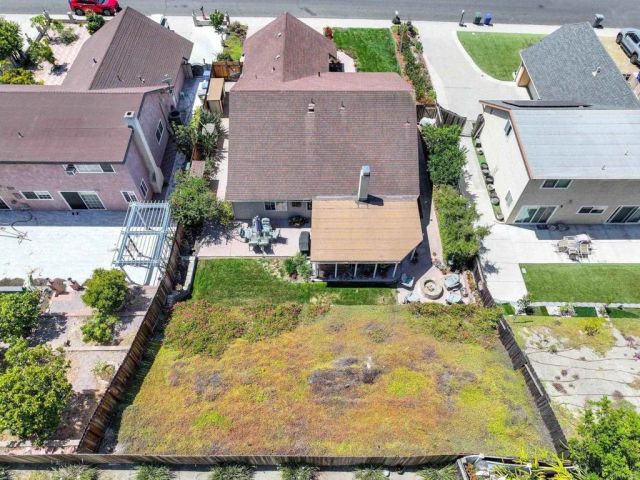 407 Dorsey Way, Vista, CA 92083