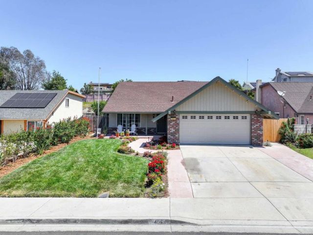 407 Dorsey Way, Vista, CA 92083
