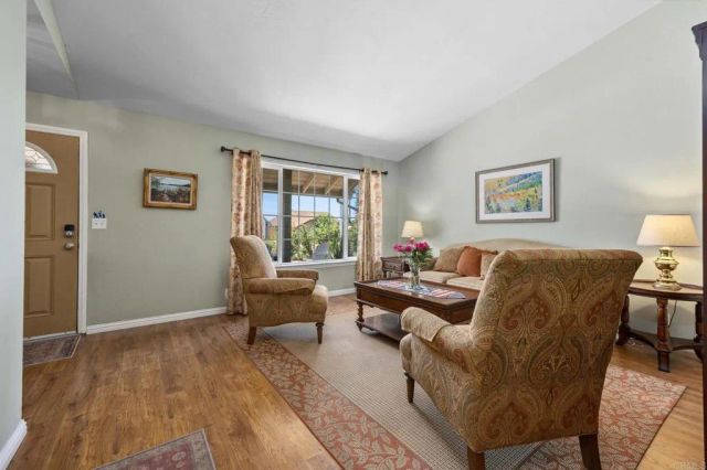 407 Dorsey Way, Vista, CA 92083