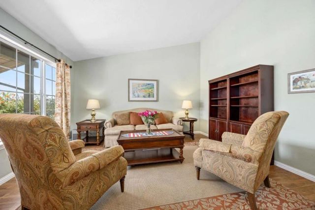 407 Dorsey Way, Vista, CA 92083
