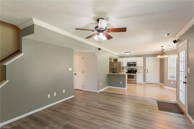 5 E Pinto CT, Hampton, VA 23666