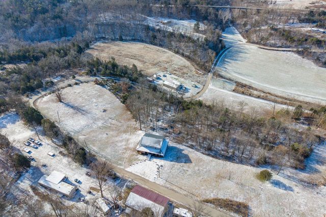 1237 Burton Williams Road, Irvine, KY 40336