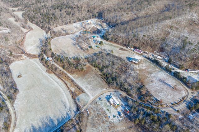 1237 Burton Williams Road, Irvine, KY 40336