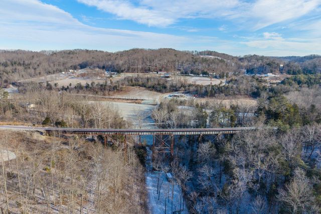 1237 Burton Williams Road, Irvine, KY 40336