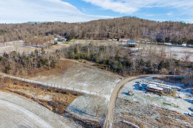 1237 Burton Williams Road, Irvine, KY 40336